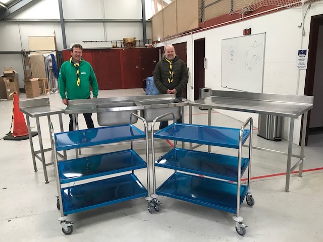 Pesentation of Kitchen items to Reepham Scouts September 2020